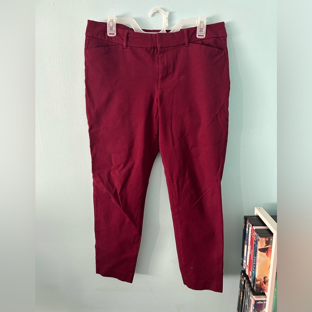 Size 12 Old Navy pixie pants // dark red maroon color